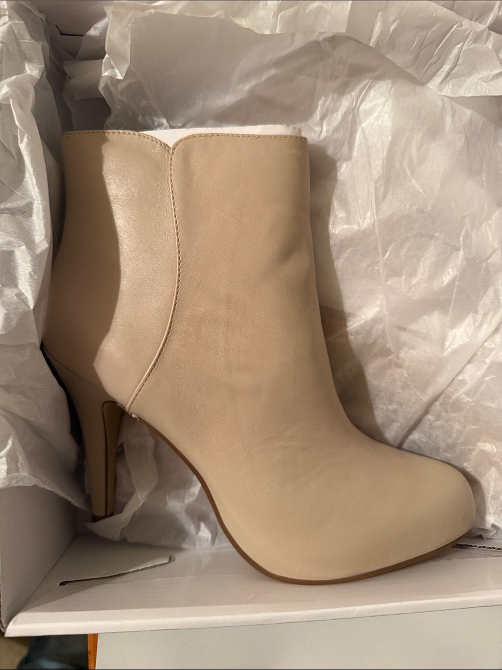 Nine West Cream Leather Ankle Booties with High Heel